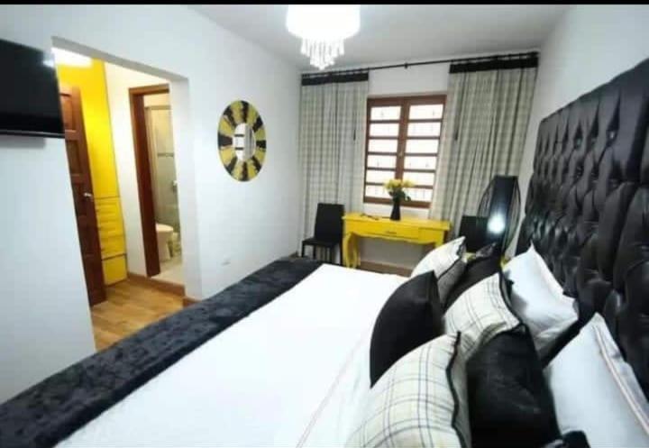 Suites+Arte Quito Eksteriør billede